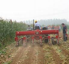Fertilizer Sowing Machine