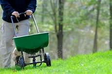 Fertilizer Spreader Machine