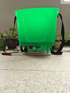 Fertilizer Spreader Machines