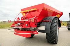 Fertilizer Spreading Machines